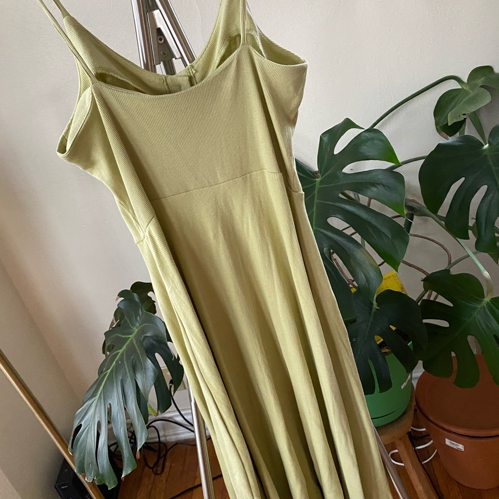 Lisa Says Gah Gwen Dress in Sage (Sold Out) - Picture 9 of 10